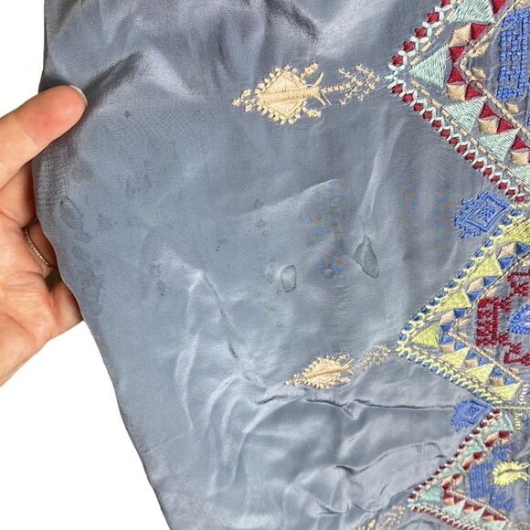 Sundance women’s small silk feel southwestern embroidered shift dress - Picture 4 of 8